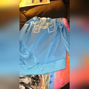 Women's Under Armour hoodie size small.NWOT Baby blue and white